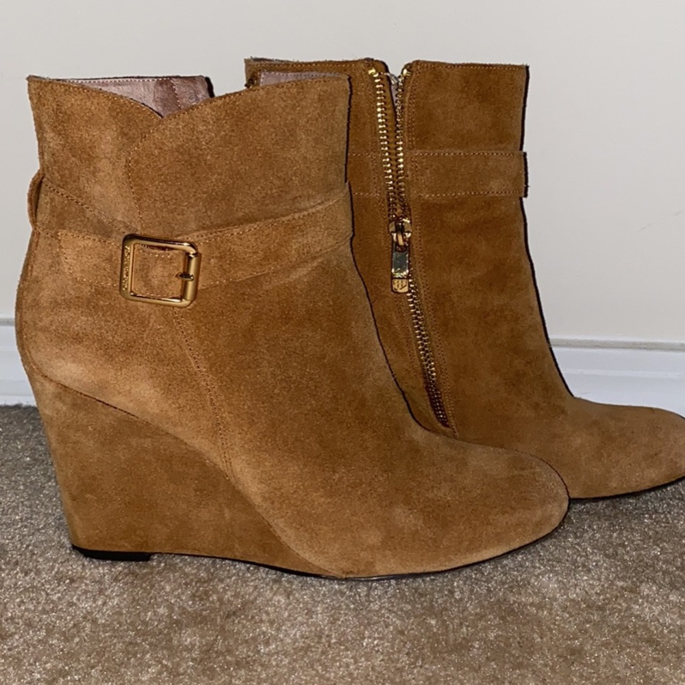 vince camuto tan booties
